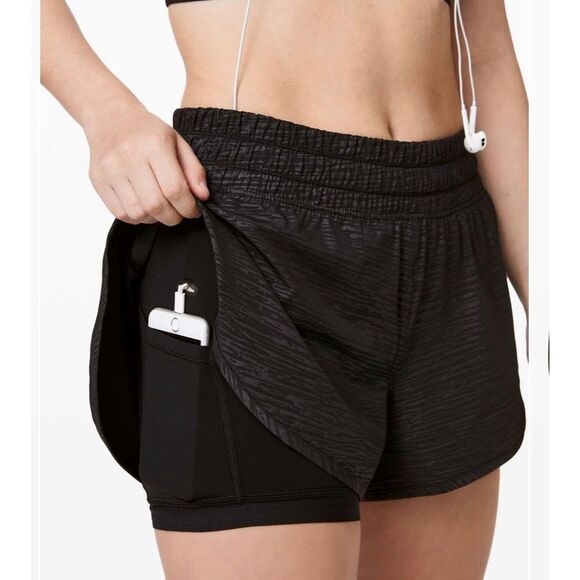 LULULEMON X PELOTON Bootcamp Shorts Size 12 3.5” - Picture 10 of 13